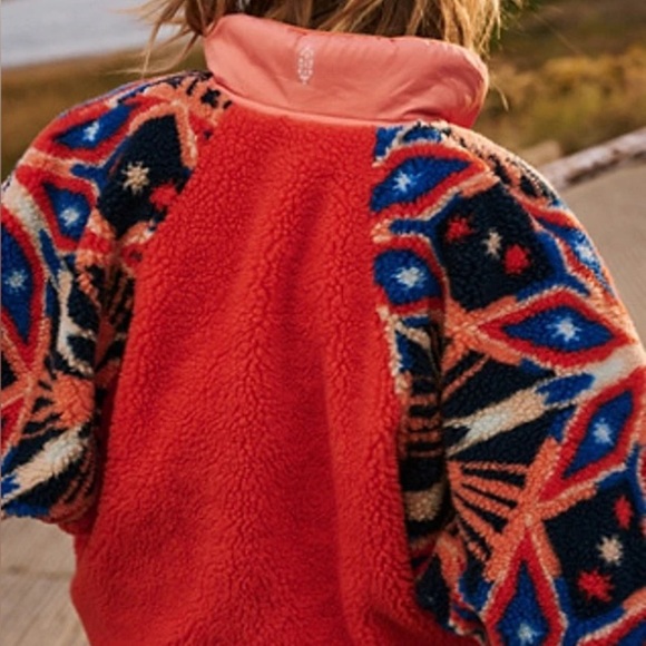 Free People Geometric Orange Hit The Slopes Pullover Quarter Snap Sherpa XS - Picture 9 of 9
